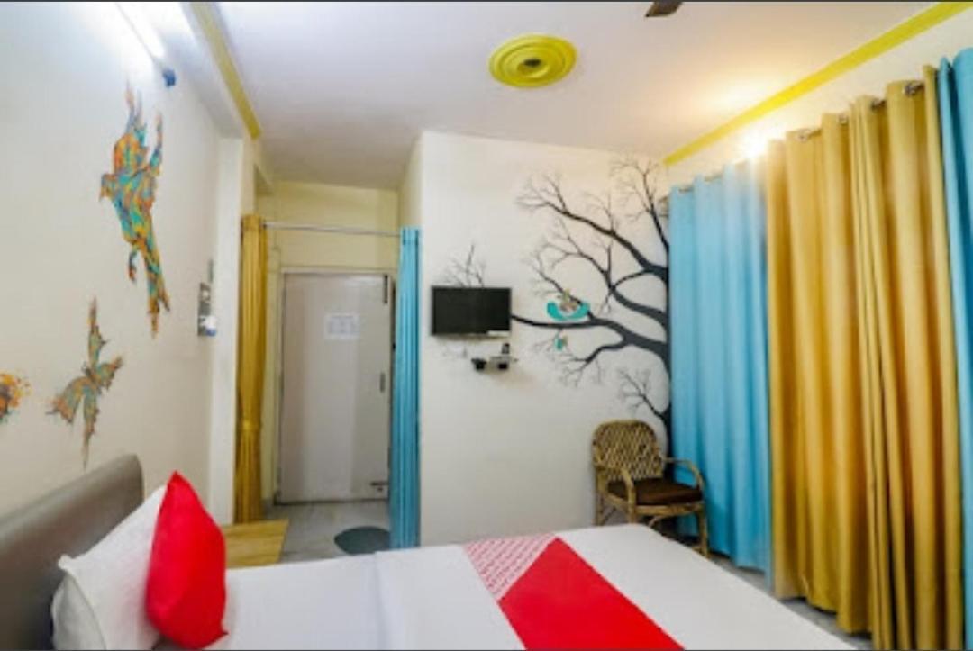 Om Shanthi Paying Guest House バラナシ エクステリア 写真