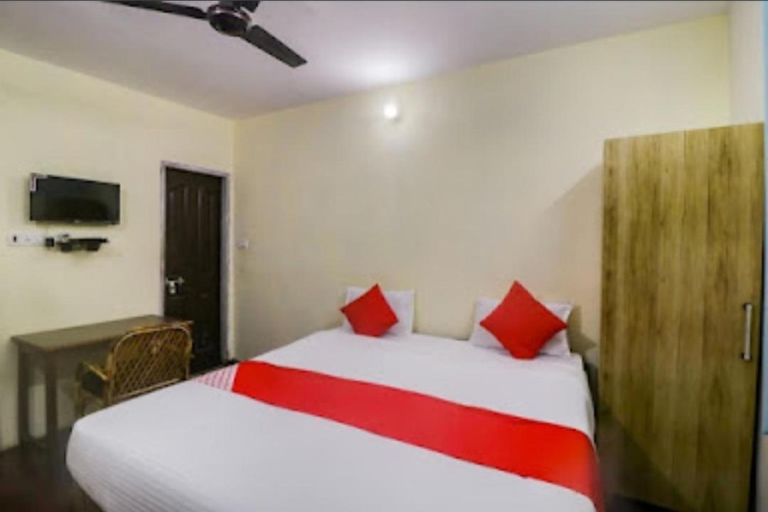 Om Shanthi Paying Guest House バラナシ エクステリア 写真